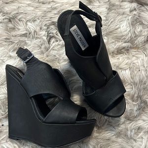 Steve Madden wedges worn once!